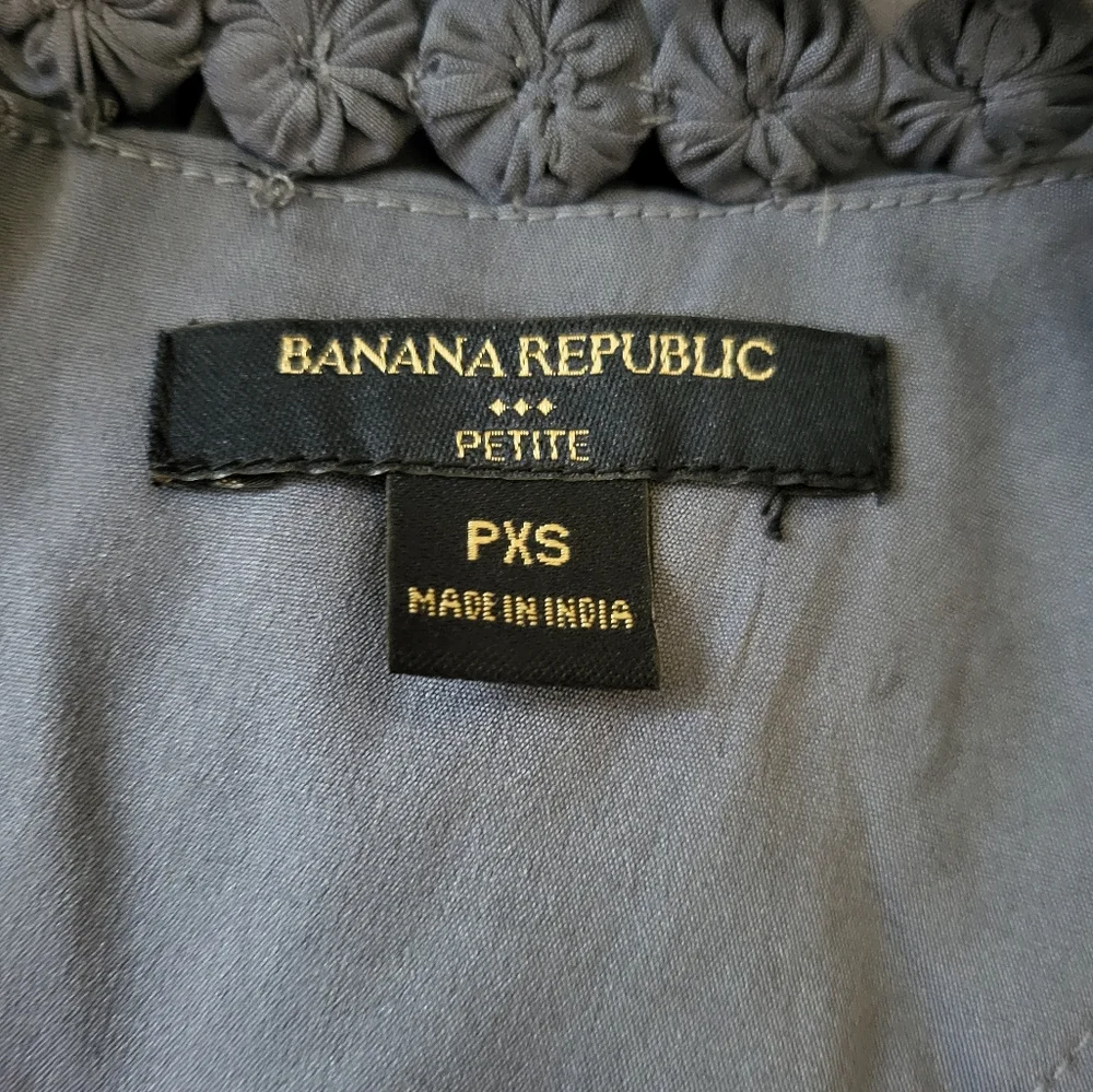 Banana Republic Women's Sleeveless Business Casual Top - Picture 6 of 10